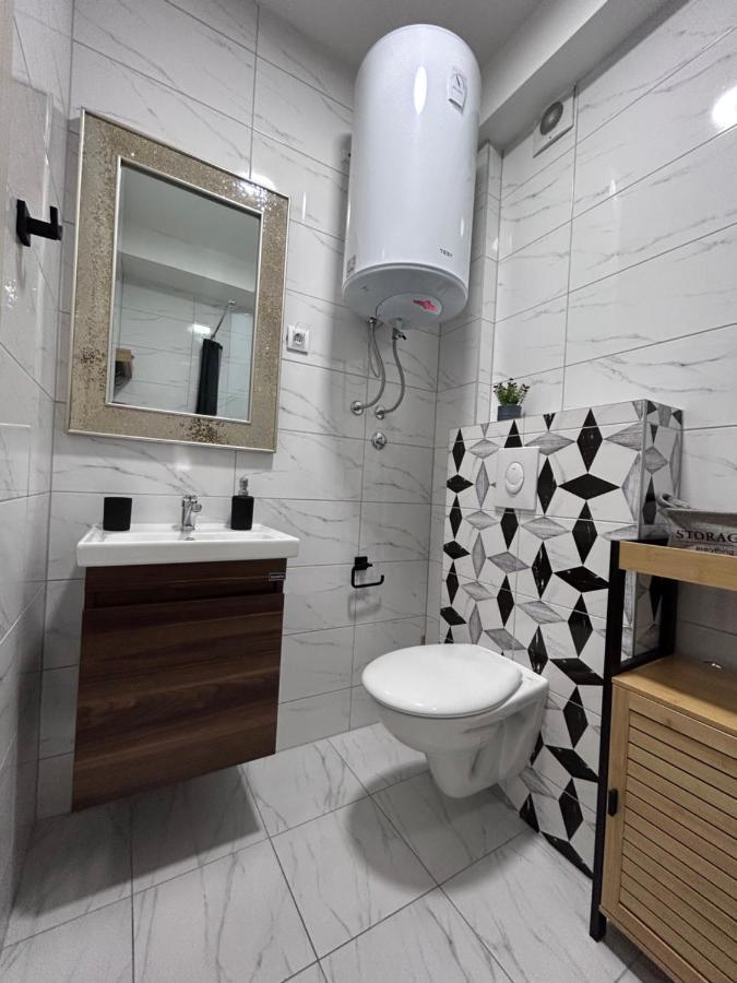Apartment By The Synagogue Нови Сад Екстериор снимка
